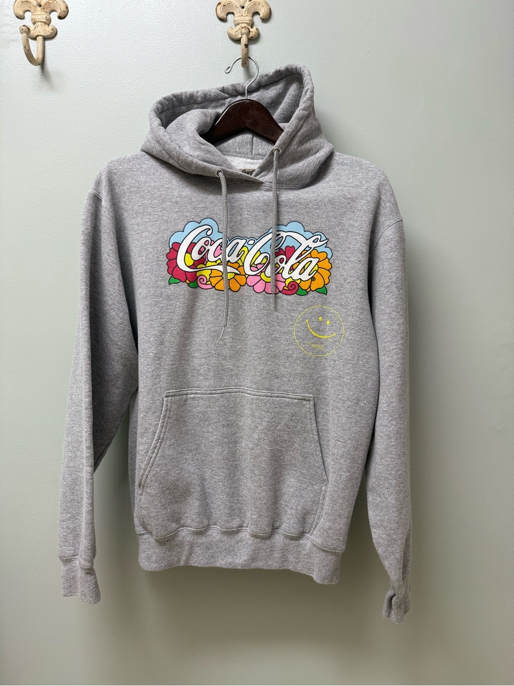 Coca Cola gray hoodie perfect harmony medium